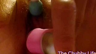 Amateur Mature Milf Wife Masturbates Big Sweet Pussy With Detailed Close Up