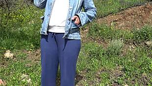 American Tourist Shocked by Sextoy Dealer Offering Second Hand Dildo!