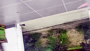 Upskirt en la tienda