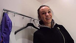 Teens trade sex for clothes at the mall 😏