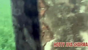 desi girl fucks boyfriend outdoors passionately