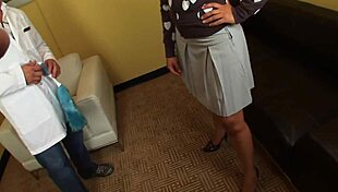 dirty doctor quickie in hospital with milf 😈