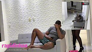 Câmera escondida flagra patrão comendo empregada asiática gostosa