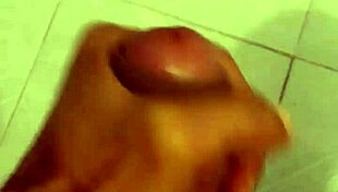 Jerking Off in Private Session