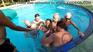 my first gangbang was delicious, gave my ass and pussy a lot