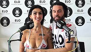 Mica dellorto pasa por el cuarto picante