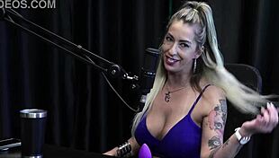 os clientes voltam por n�o dar s� o sexo se masturbava desde nova teve um cliente ladr�o de banco e quis pagar com o boquete - julia fontanelli watch on sheer red