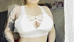 hot glasses girl dancing in natural tits scene