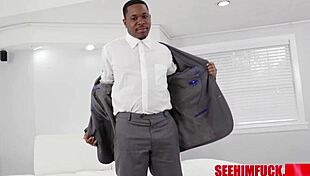 paisley paige drinks that big warm load from rich da piper