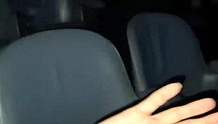 levo esposa no cine porno para ser fodida por estranhos varias gozadas