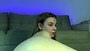 she tries anal for the first time and squirts everywhere