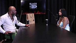 Sempre foi garota de programa pela dificuldade entrou na cria��o est� aberta a produtora ficou receosa com o tamanho do pau e teve rejei��o - Marcelly Melo watch on sheer red