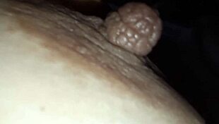 latte dai capezzoli milk brunette natural tits