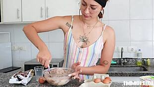 Ruvinha, threesome with friends on birthday?