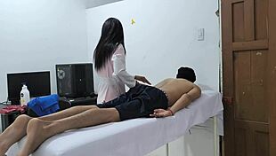 I give a sensual massage to a 20-year-old mulata with perfect ass, seducing her in the massage room