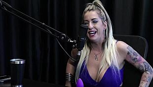 os clientes voltam por n�o dar s� o sexo se masturbava desde nova teve um cliente ladr�o de banco e quis pagar com o boquete - julia fontanelli watch on sheer red