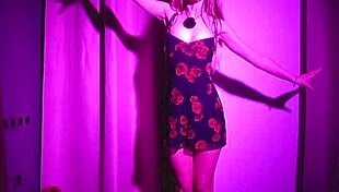 I relax with a soothing dance to French music