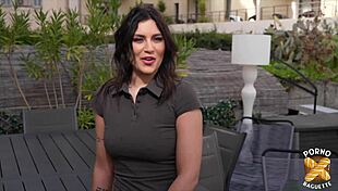 can two guys lift laury vraie?