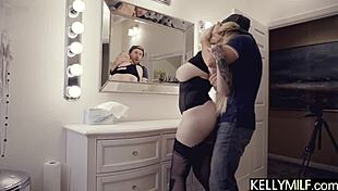 look at her bouncing that big ass on his dick, boobies in his face, pushing him to the limit - hadley haze