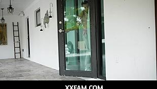 Step sis says, take undue advantage of me