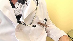 i'm fucking this latina slut mom so deep