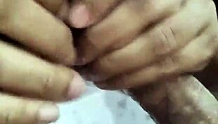 Marido Cuckold Chamou Assinante Do Xvideos Red Para Brincar Com A Boca Da Esposa Junto Com Ele Ad�o E Eva