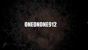 Amateur cums while fingering