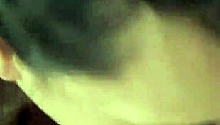 Marido Cuckold Chamou Assinante Do Xvideos Red Para Brincar Com A Boca Da Esposa Junto Com Ele Ad�o E Eva