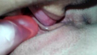 Hey, watch Joice reach pussy orgasm with vibrator toys