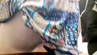 wonderful italian stepmom in public store with natural charm