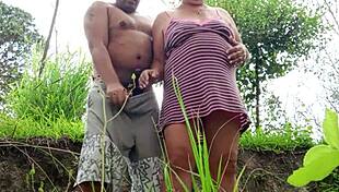 outdoor sex with a mature milf giving a good cock sucking?