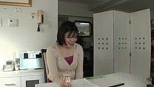 Hot Asian Girl Rica Shibuki Loves Sex in the Morning