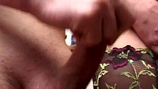 Italian Milf Unzips Fly For Amateur Blowjob In Kitchen