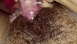 Play with that pussy, it's so inviting 😍