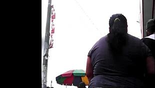 she was doing her shopping in the market