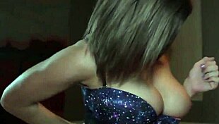 Hermosa Tetona Con Lunar Sexy