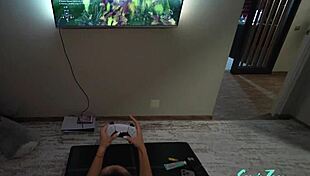 My stepsister plays game console