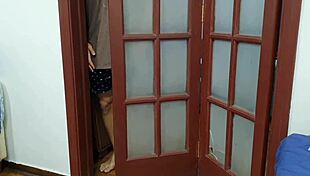 Exibindo o que o vizinho mais gosta em um casal exibicionista