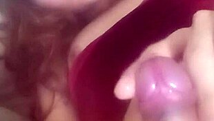 En Los Movimientos De Estas Caderas Esta El Placer