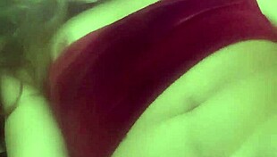 En Los Movimientos De Estas Caderas Esta El Placer