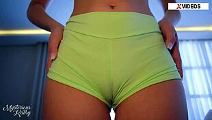 Jerk off to my ass, you know you want it!