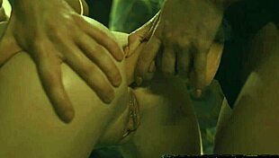 Les milf seduces gf with strapon before tribbing