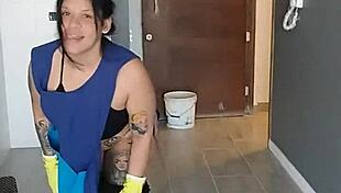 Colombian Worker Deals With Boss's Request At Job