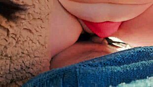 Tour guide flashes tourist