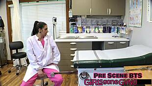 lick my toes, aria nicole