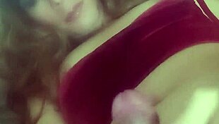 En Los Movimientos De Estas Caderas Esta El Placer