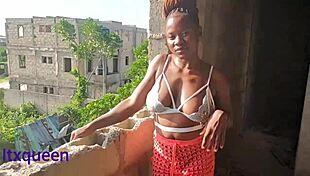 i love how itxqueen licks switcock's big cock before doggystyle.