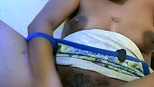 Colmek Sampai Muncrat with Big Pussy and Dildo