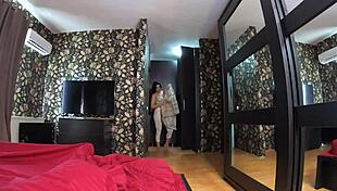 Milfy Calla Teases Cameltoe In Yoga Pants