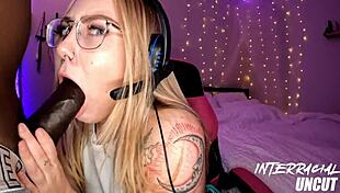 Damn These White Bitch Got A Huge Ass And Loves Bbc